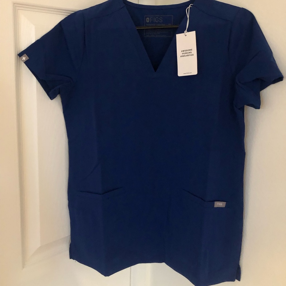 💕Final Price Reduce 💕Figs Casma 3-pocket scrubTop💕